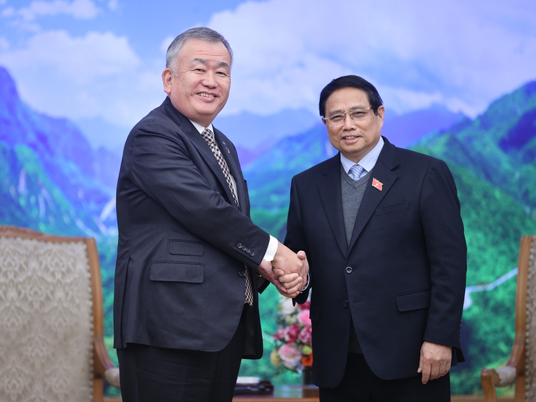 拆誘使戈貝